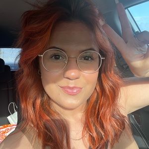 Meet your Posher, Bella